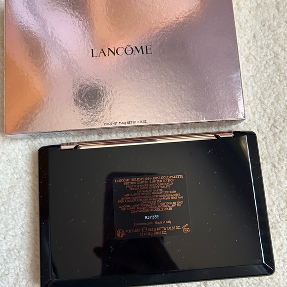 Lancome holiday 2024 eyeshadow palette $39 - Picture 5 of 8